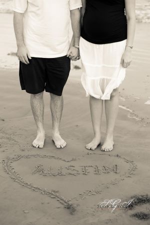 c38-maternity-photo-shoot.jpg