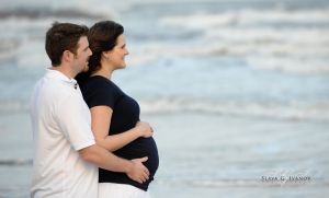 c43-galveston-beach-maternity-photo.jpg