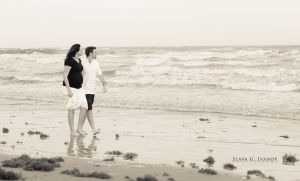 c44-outdoor-maternity-session.jpg